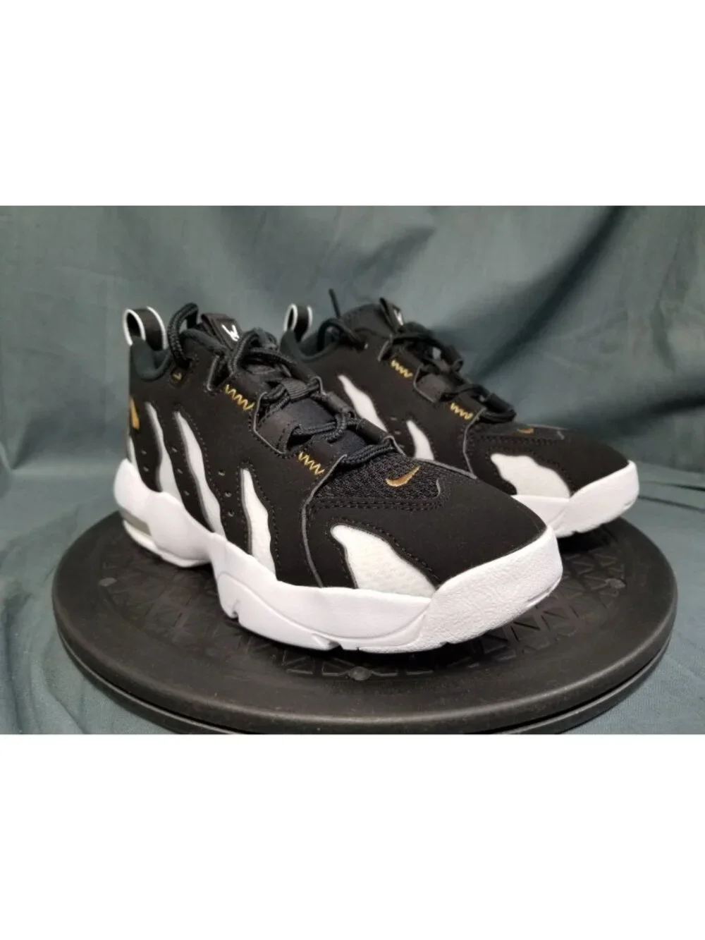 Nike incorporating fresh